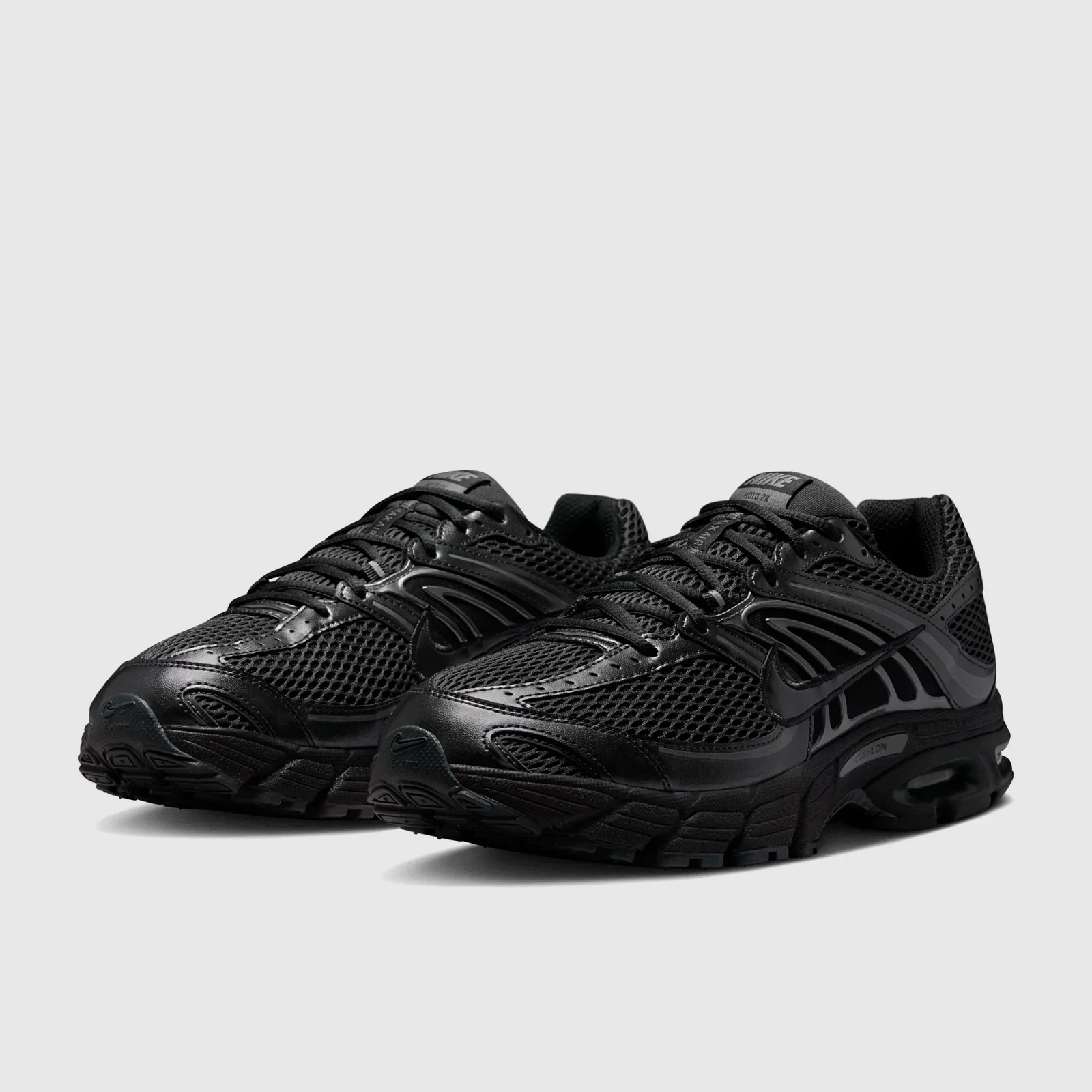 Black Dark Smoke Grey Metallic Dark Grey Trainers