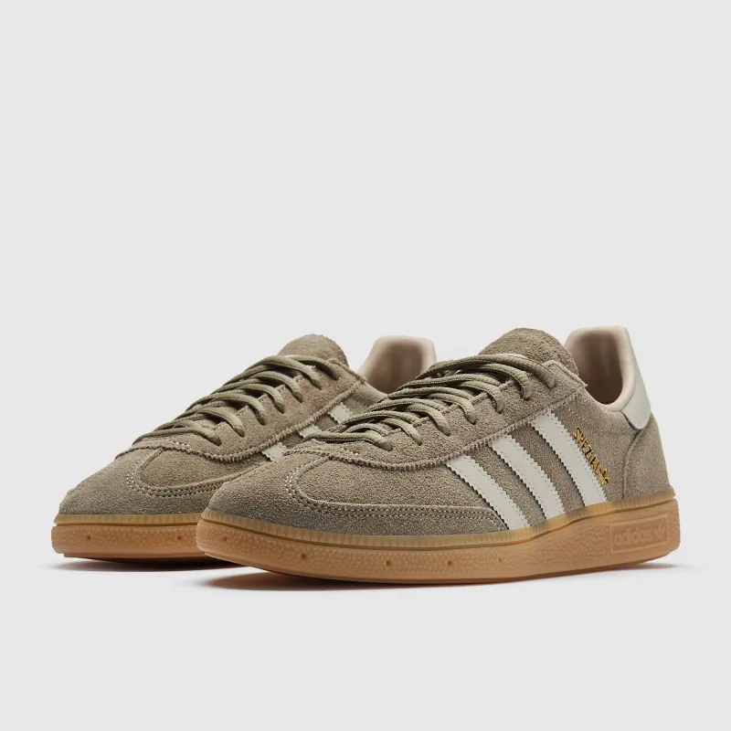 Clay Wonder Alumina Gum Trainers