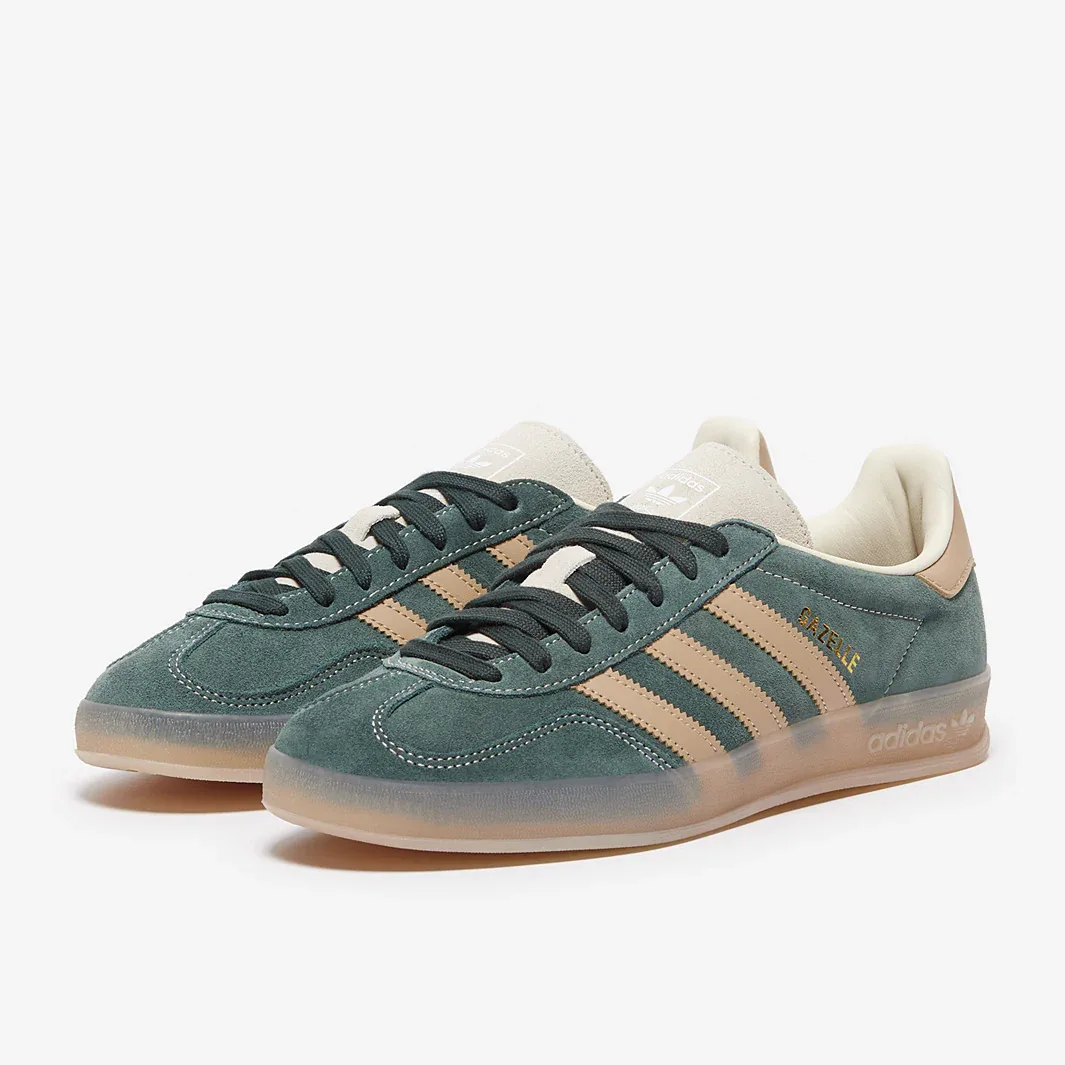 Shadow Green Warm Sandstone Wonder White Trainers