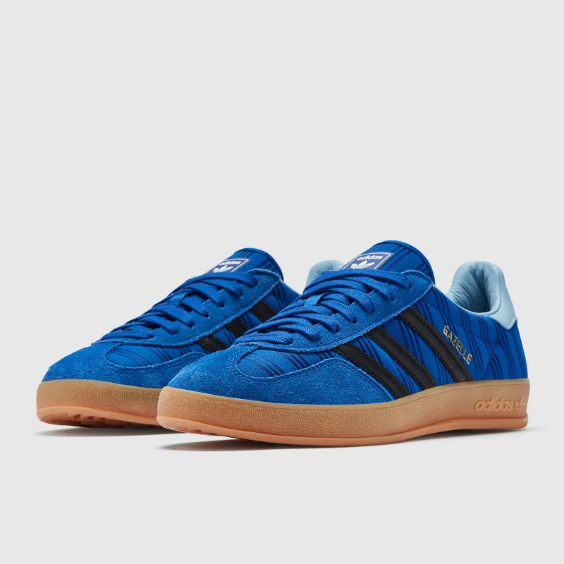 Collegiate Royal Core Black Trainers